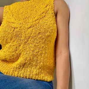 Vintage sleeveless Sweater